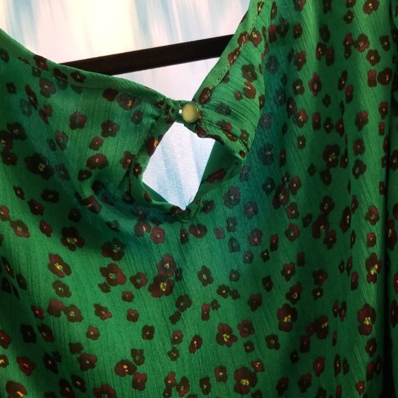 Pure Energy Floral Dress - Picture 6 of 7